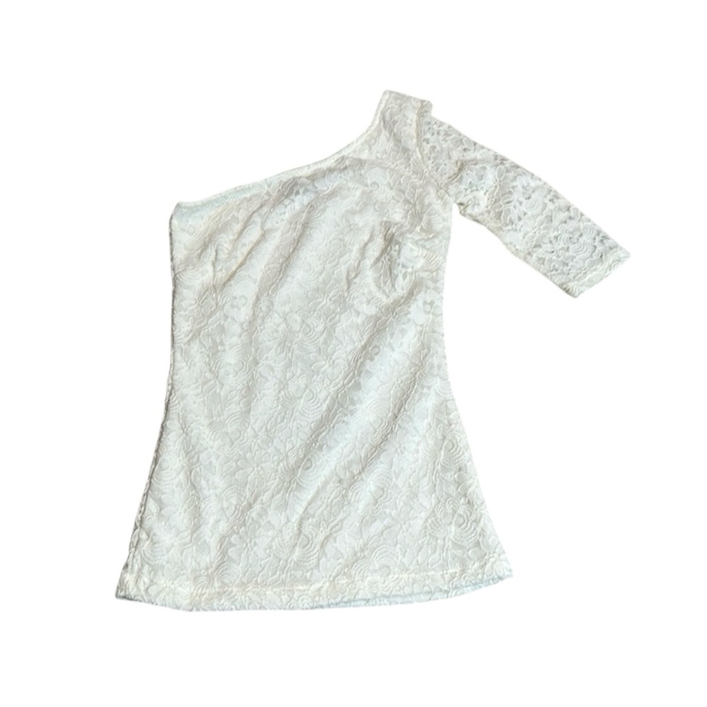 Guess Lace Cutout 1/2 Sleeve Top
